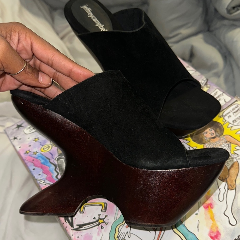 Jeffrey Campbell